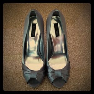 WHBM gray Satin peeptoe 4" heels size 10